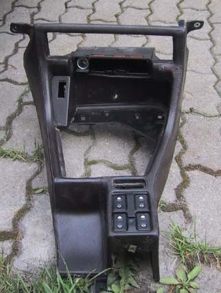 27_frontcenterconsole